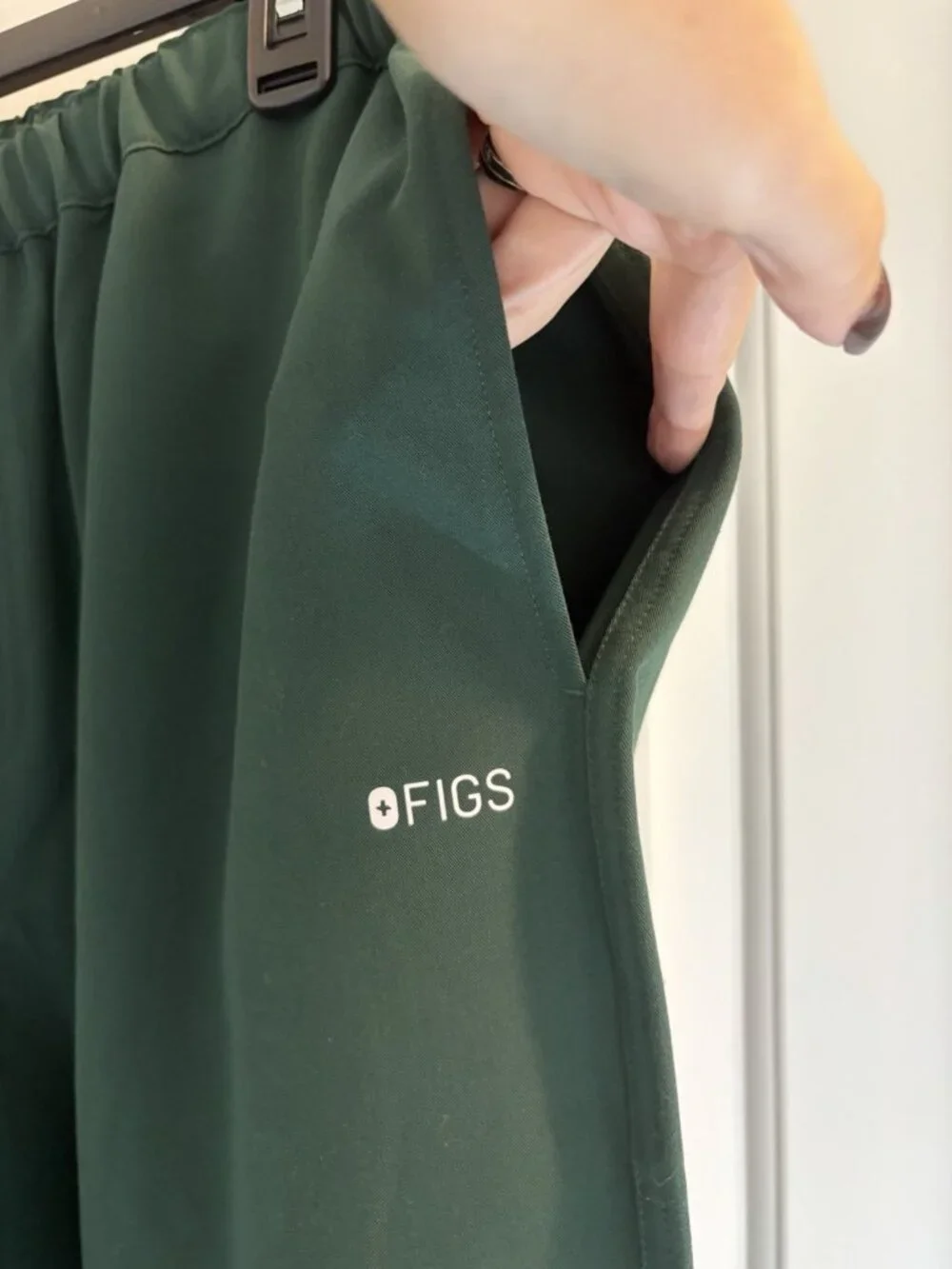 Figs Racing Pisco Short Bottom Scrubs In Dark Green Size XLS 36” x 30”
